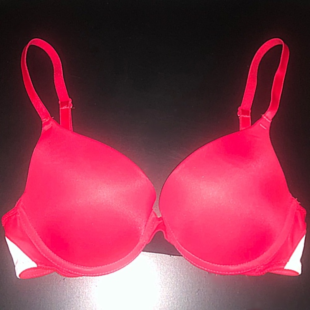 Pink Victoria’s Secret Wear Everywhere Push-Up Bra